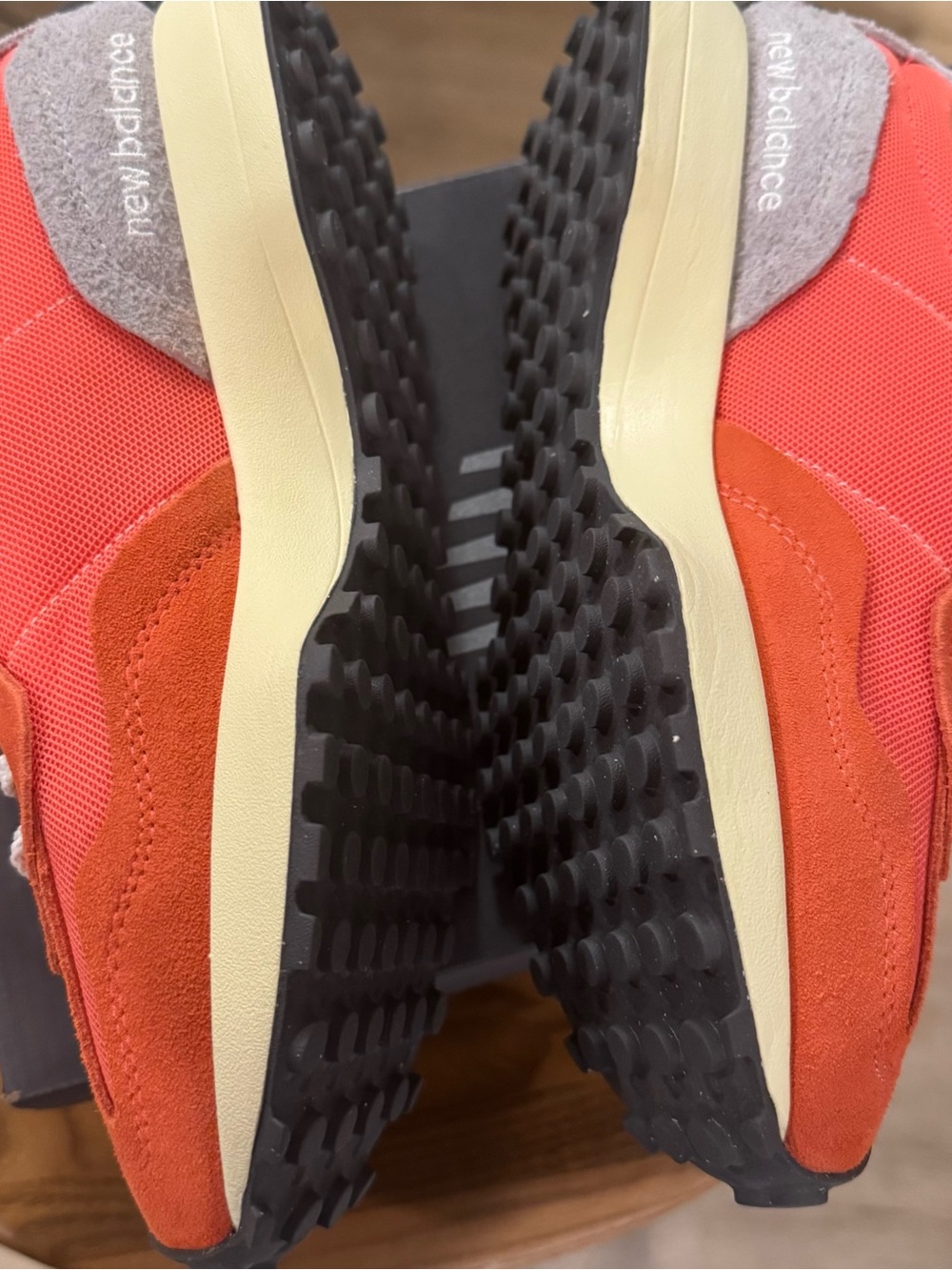 New Balance 327 Sneakers - Picture 10 of 13